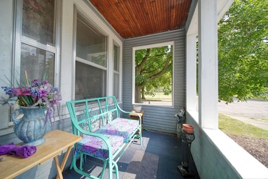 1717 Carl Breeding Way, Jackson, MI 49203 - photo 6