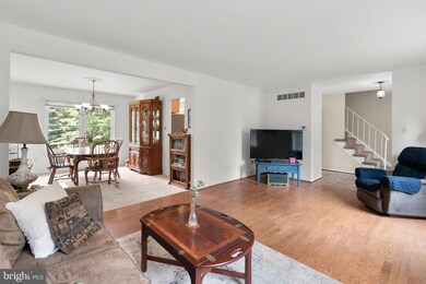 5200 Crest Ct, Jefferson, MD 21755 - photo 4