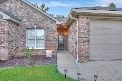 13908 Highland Pointe Dr, Northport, AL 35475 - photo 4