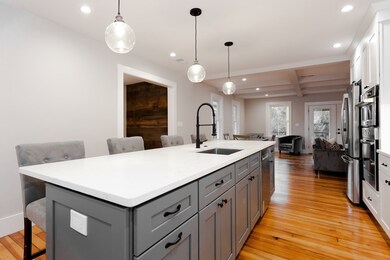 54 Canterbury St unit B, Hingham, MA 02043 - photo 2