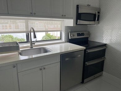 Plaza of the Americas unit 716, Sunny Isles Beach, FL 33160 - photo 2