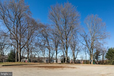 1810 Lynnewood Dr, Havertown, PA 19083 - photo 5