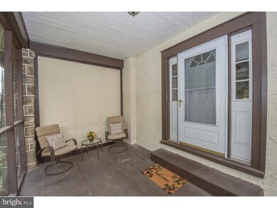 330 Lakeview Ave, Drexel Hill, PA 19026 - photo 2