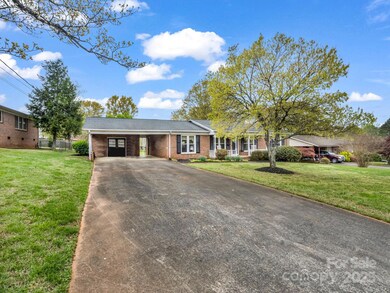 1309 Briarcliff Rd, Shelby, NC 28152 - photo 2