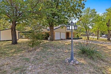 508 Holly Hill Dr, Hurst, TX 76053 - photo 2