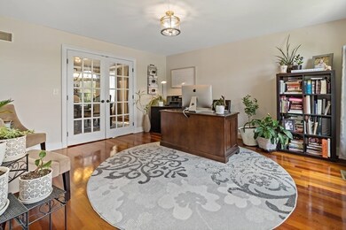 55 Sailmaker Ct, Swansea, MA 02777 - photo 6