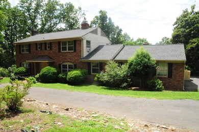 1209 Idlewood Dr, Asheboro, NC 27205 - photo 2