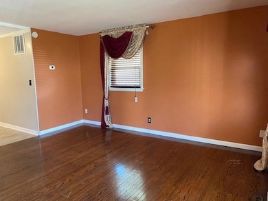 1547 Valley Rd, Bethlehem, PA 18018 - photo 5