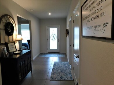 18487 Hunters Meadow Walk, Land O' Lakes, FL 34638 - photo 3