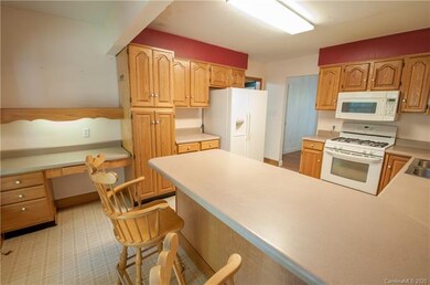 169 Heavenly Dr, Statesville, NC 28625 - photo 4