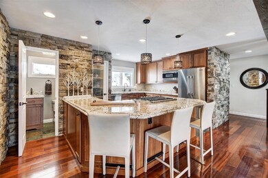Mountain Modern kitchen with viking appliances