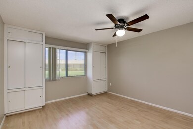 13628 N Silverbell Dr unit 53, Sun City, AZ 85351 - photo 5