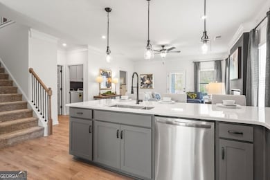 173 Thedford Dr, Hoschton, GA 30548 - photo 2