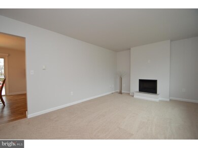 3217 Division St, Easton, PA 18045 - photo 5