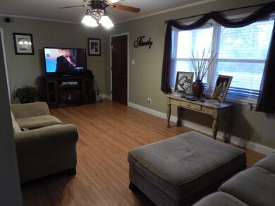 19 Hilltop Dr, Laurel, MS 39443 - photo 6