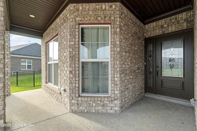 15949 Cumberland Lake Cir, Louisville, KY 40245 - photo 3