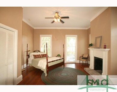 Master Bedroom. Waltzing windows in the bedroom op