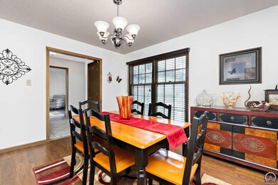 3424 SW 34th Ct, Topeka, KS 66614 - photo 6