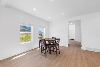 3841 S Woodland Ave unit 315C, Mapleton, UT 84664 - photo 2