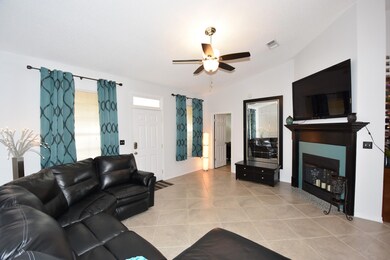 4472 Goldfinch Way 05