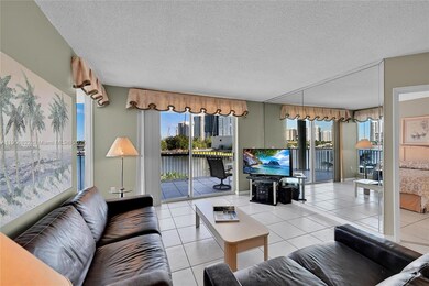 Les Pelicans unit 420, Sunny Isles Beach, FL 33160 - photo 6