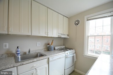 6511 Potomac Ave unit B2, Alexandria, VA 22307 - photo 7