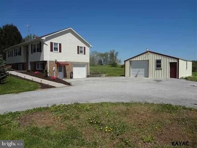 246 Saint Johns Rd W, Littlestown, PA 17340 - photo 2