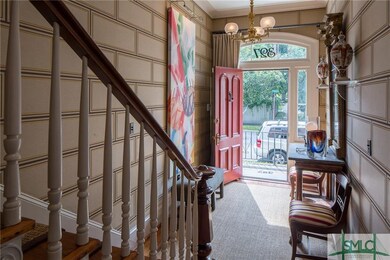 Arch Entrance Door transom is recalled in windows 