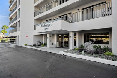 Harborage II unit 44, Clearwater Beach, FL 33767 - photo 4