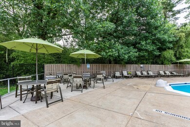 Parkside Plaza Condos unit 1706, Silver Spring, MD 20901 - photo 5