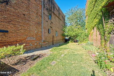 2142 5th Ave, Troy, NY 12180 - photo 5