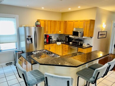 55 Reservoir Rd unit 3, Chestnut Hill, MA 02467 - photo 4