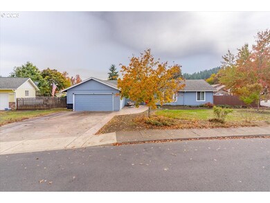 1393 SW Alexander Dr, Dallas, OR 97338 - photo 2