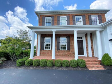 7933 Straits Farm