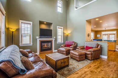 2801 NE Red Oak Dr, Bend, OR 97701 - photo 3