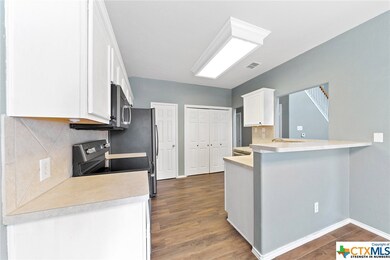 2114 Northview Dr, San Marcos, TX 78666 - photo 7