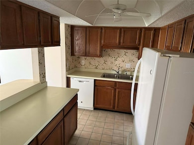 1211 Capri Isles Blvd unit 5, Venice, FL 34292 - photo 5