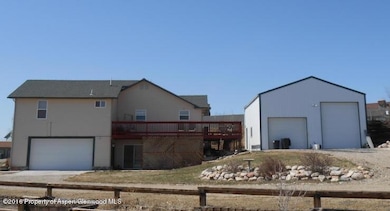 1041 Harris Dr, Craig, CO 81625 - photo 2