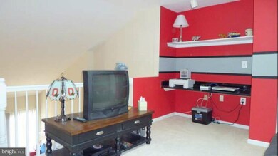 11327 Aristotle Dr unit 5-407, Fairfax, VA 22030 - photo 5