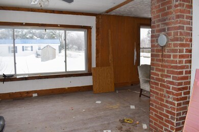 28 1st St, Derby, ME 04463 - photo 6