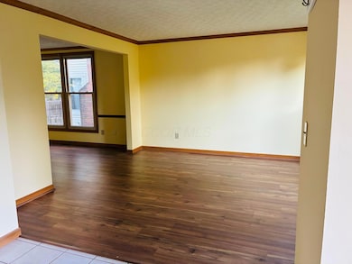 3660 Rivervail Dr, Columbus, OH 43221 - photo 7