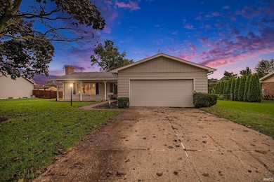 11249 Hemlock Dr, Osceola, IN 46561 - photo 2