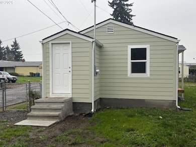 890 25th St SE, Salem, OR 97301 - photo 5