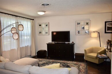 4624 Verone St, Bellaire, TX 77401 - photo 4