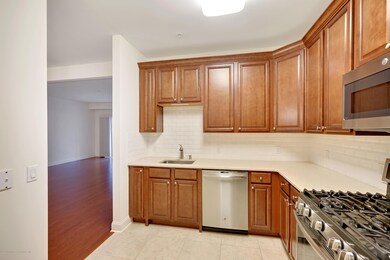 116 Bloomsbury Dr, Morganville, NJ 07751 - photo 6