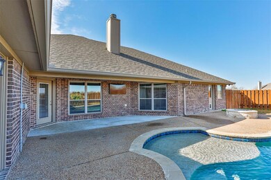 708 Stone Ridge Dr, Gainesville, TX 76240 - photo 7