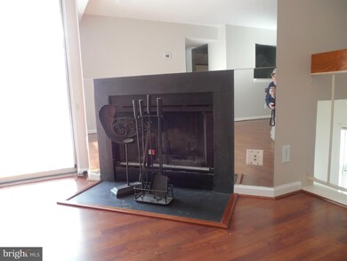 5800 Orchard Hill Ct unit 5800, Clifton, VA 20124 - photo 2