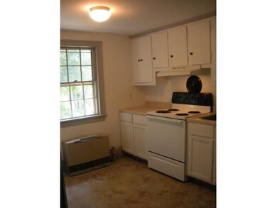 599 Middle St unit 7, Portsmouth, NH 03801 - photo 2