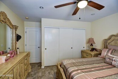 Bedroom 2-pic 2