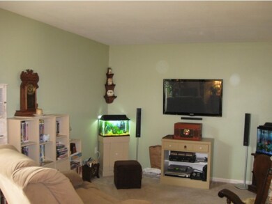 98 Amherst St unit F, Milford, NH 03055 - photo 3